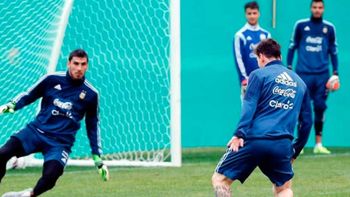 ¿guzman? ¿marchesin? ¿los dos? sampaoli y un viaje clave para el futuro de la seleccion ¿guzman? ¿marchesin? ¿los dos? sampaoli y un viaje clave para el futuro de la seleccion