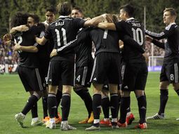 el real madrid gano en vallecas y sigue de cerca al barcelona el real madrid gano en vallecas y sigue de cerca al barcelona