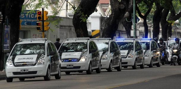 Policia0502102_45770