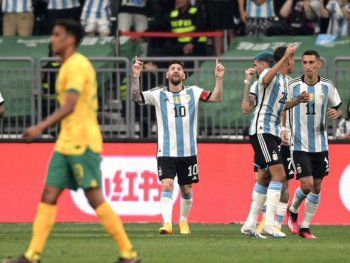 El tremendo golazo de Messi contra Australia