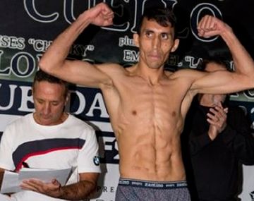 Su padre murió después de una pelea suya y hoy va por el título del mundo