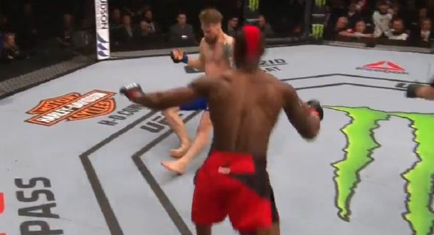 A Diakiese le bastaron menos de 30 segundos para terminar el combate