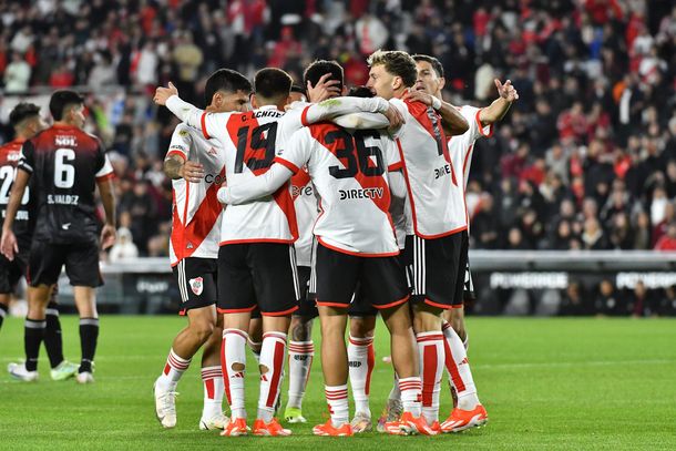 El mal presente de un futbolista de River: ¿La primera baja en el mercado de pases?