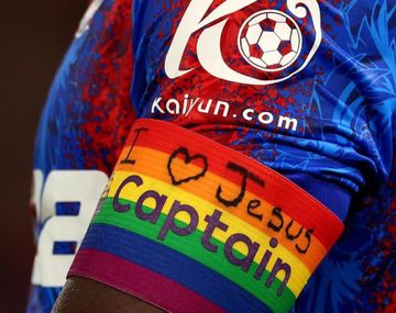 Los jugadores del Manchester United rechazaron utilizar una prenda a favor de la comunidad LGBT