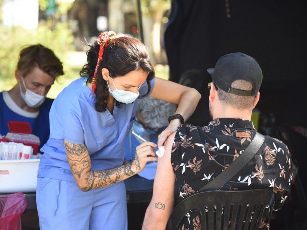 Santa Fe: refuerzan la inmunización contra el Covid- 19 con vacunatorios móviles