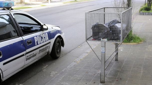 Desalmados: encuentran a un bebé recién nacido en la basura en La Plata