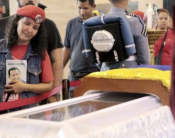 Cómo es el tratamiento para embalsamar el cuerpo de Hugo Chávez