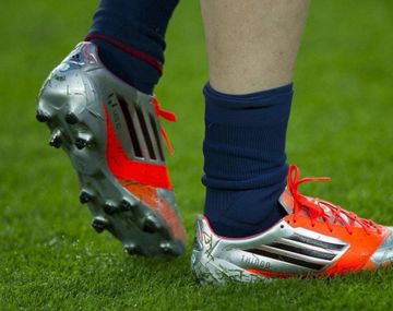 Los botines de Messi en homenaje a Thiago