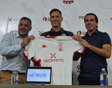 Sava fue presentado en Huracán: Tenía muchas ganas de dirigirlo