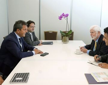 Massa analizó la situación financiera global con representantes de EEUU y Brasil