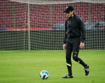 El futuro de Zubeldía en Liga de Quito es incierto: ¿vuelve a Argentina?