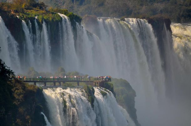 Cataratas del Iguazú: qué hacer del lado argentino y del brasileño