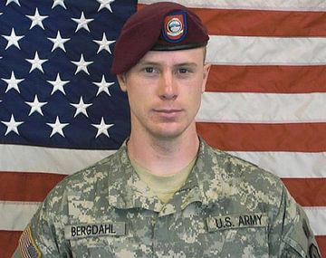 Piden a la Casa Blanca que castigue como desertor al soldado canjeado por presos