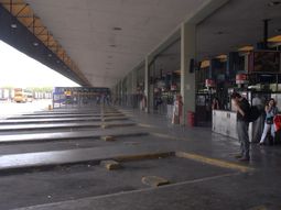 Terminal de Retiro casi vacía Terminal de Retiro casi vacía