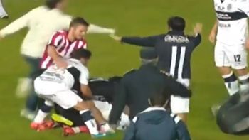 se esperan sanciones ejemplificadoras por la batalla del clasico platense se esperan sanciones ejemplificadoras por la batalla del clasico platense