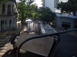 el video con el momento exacto del choque entre un colectivo y un camion en almagro el video con el momento exacto del choque entre un colectivo y un camion en almagro
