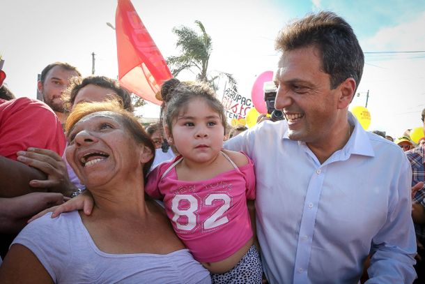 Massa propuso custodiar las fronteras con drones