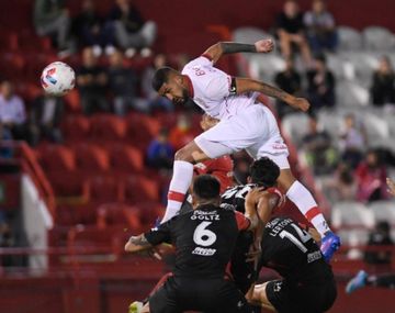 Fútbol libre por celular: cómo ver en vivo Colón vs Huracán