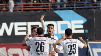 san lorenzo sufrio, gano sobre el final y lidera el torneo con boca san lorenzo sufrio, gano sobre el final y lidera el torneo con boca
