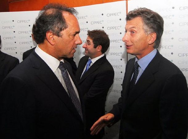 Scioli acusó a Macri de buscar aplicar las políticas de la Alianza