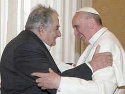 Mujica: Es un Papa canchero que tiene mucho boliche
