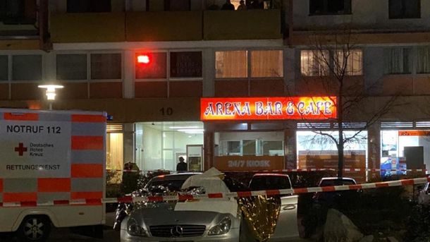 Alemania: atacaron a tiros un bar árabe y hay al menos ocho muertos