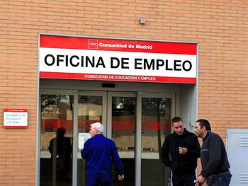 España lleva seis años seguidos con caída de empleo