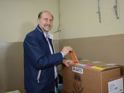 perotti nego polarizacion en santa fe: lifschitz saco los mismos votos que yo perotti nego polarizacion en santa fe: lifschitz saco los mismos votos que yo