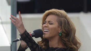 Beyoncé hizo playback con el himno de los Estados Unidos Beyoncé hizo playback con el himno de los Estados Unidos