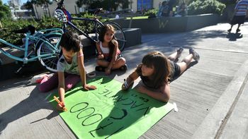 a 23 dias del inicio de clases, hay cerca de 9 mil ninos en la ciudad sin escuela a 23 dias del inicio de clases, hay cerca de 9 mil ninos en la ciudad sin escuela