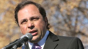 giustozzi: si el massismo llega a gobernar, el pais salta por los aires giustozzi: si el massismo llega a gobernar, el pais salta por los aires