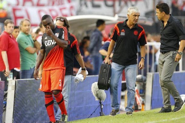 Una preocupación para River: Álvarez Balanta, un mes afuera por lesión