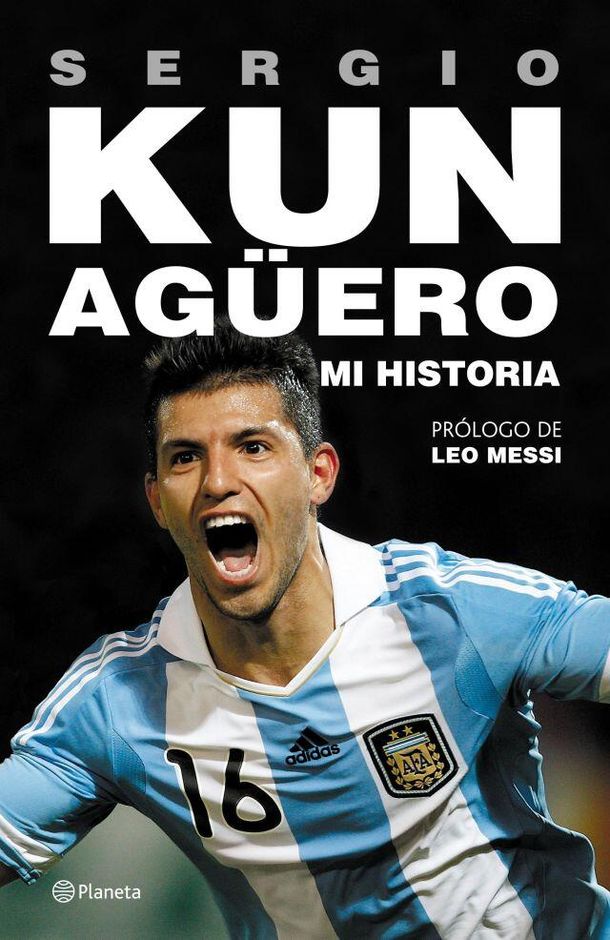 El Kun Agüero presentó su libro: tiene prólogo de Messi