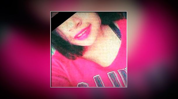 La tiró como un perro