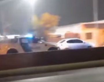 Feroz persecución y tiroteo: delincuentes escapaban a contramano por Camino de Cintura