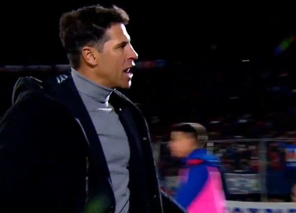 Tigre le ganó a Riestra y Sebastián Domínguez terminó insultando a los hinchas
