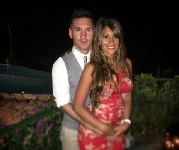 Mirá el particular detalle de la libreta de casamiento de Messi y Antonella