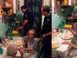 policias solidarios: fueron por disturbios y terminaron consolando a una pareja de ancianos policias solidarios: fueron por disturbios y terminaron consolando a una pareja de ancianos