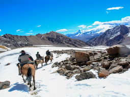 El pueblo oculto con paisajes increíbles y vinos riquísimos El pueblo oculto con paisajes increíbles y vinos riquísimos