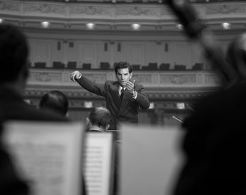 Bradley Cooper en Maestro. Foto: (Netflix)