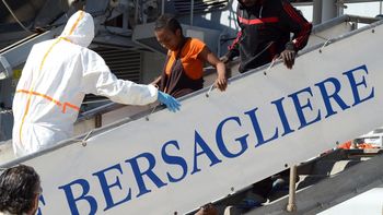 murieron ahogados 40 inmigrantes cuando intentaban llegar a italia murieron ahogados 40 inmigrantes cuando intentaban llegar a italia