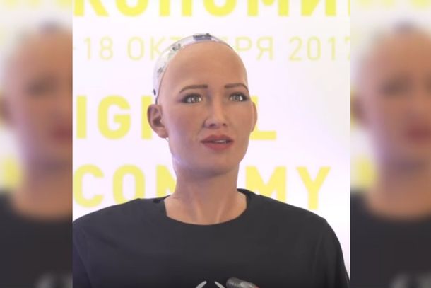 Arabia Saudita le otorgó la ciudadanía a un robot humanoide