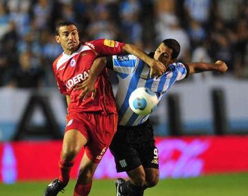 El entonado Racing de Mostaza recibe a Argentinos Juniors