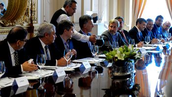 macri recibio en la casa rosada a los intendentes de las capitales provinciales macri recibio en la casa rosada a los intendentes de las capitales provinciales