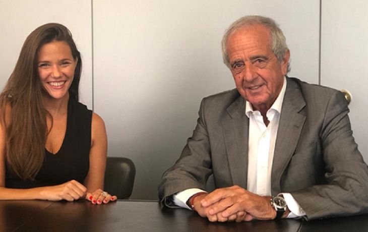 La periodista junto al presidente de River, Rodolfo DOnofrio