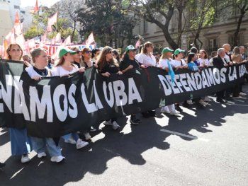 El Gobierno anunció que convocará a los rectores de las universidades para iniciar una mesa de diálogo