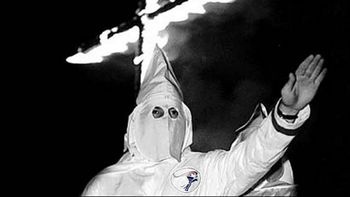 El thriller de los 90 que trata sobre el Ku Klux Klan El thriller de los 90 que trata sobre el Ku Klux Klan