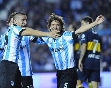 Racing le ganó a Boca y celebró la caída del Rojo