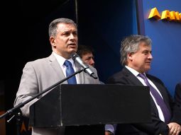 Alejandro Stipanicic evaluó los pasos a seguir de Ancap tras la licitación desierta para la apertura a privados del portland. Alejandro Stipanicic evaluó los pasos a seguir de Ancap tras la licitación desierta para la apertura a privados del portland.