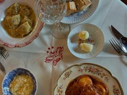 Bodegón en Buenos Aires 2025: el restaurante con raíces italianas pero con comida bien porteña